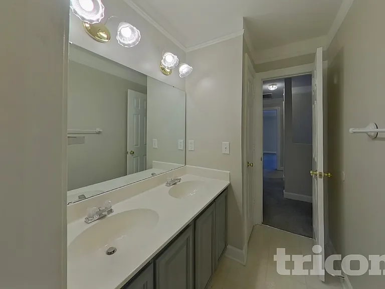 201 Clearmeadow Dr — Photo 14