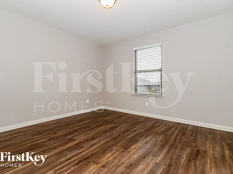 14267 Chaps Dr — Photo 14