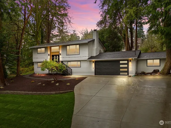 11211 Parkhill Place NE, Bainbridge Island, WA 98110