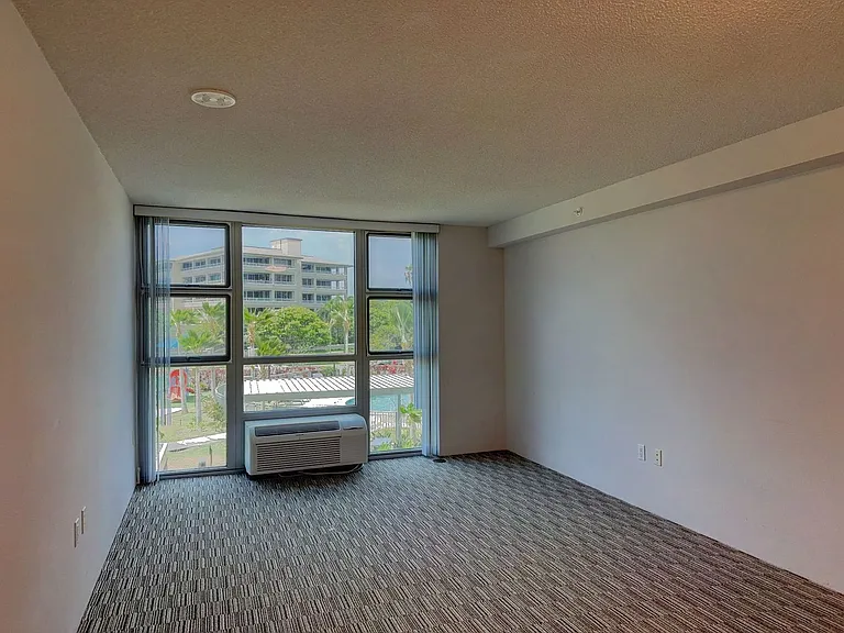 7000 Hawaii Kai Dr — Photo 8