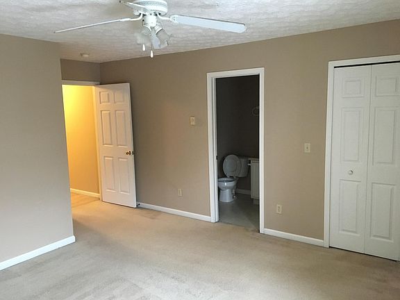 2nd image of 8830 Stoneway Ave #10
