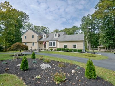 9 Cherry Tree Ln, Kinnelon, NJ, 07405