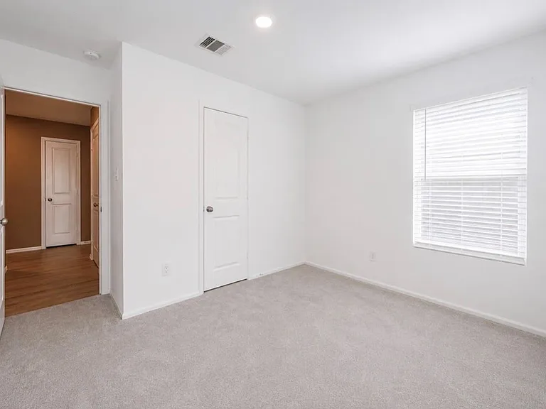 269 Bennett Loop — Photo 8