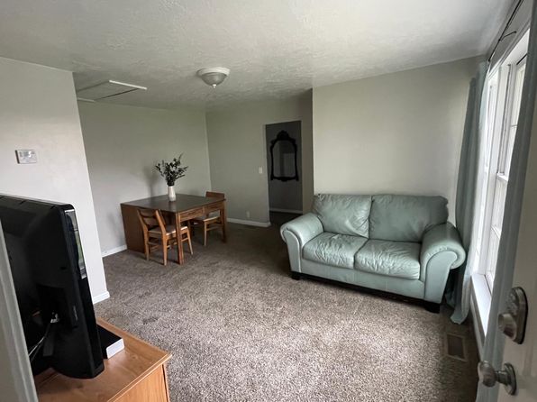 164 N 300 E UNIT B