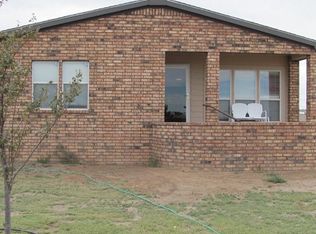 57 Mountain View Rd, Clayton, NM 88415