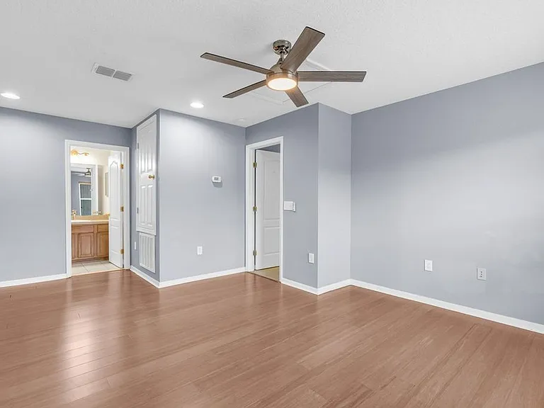 1944 Portcastle Cir — Photo 15