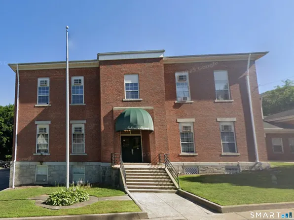 91 4th St APT 12, Ansonia, CT 06401