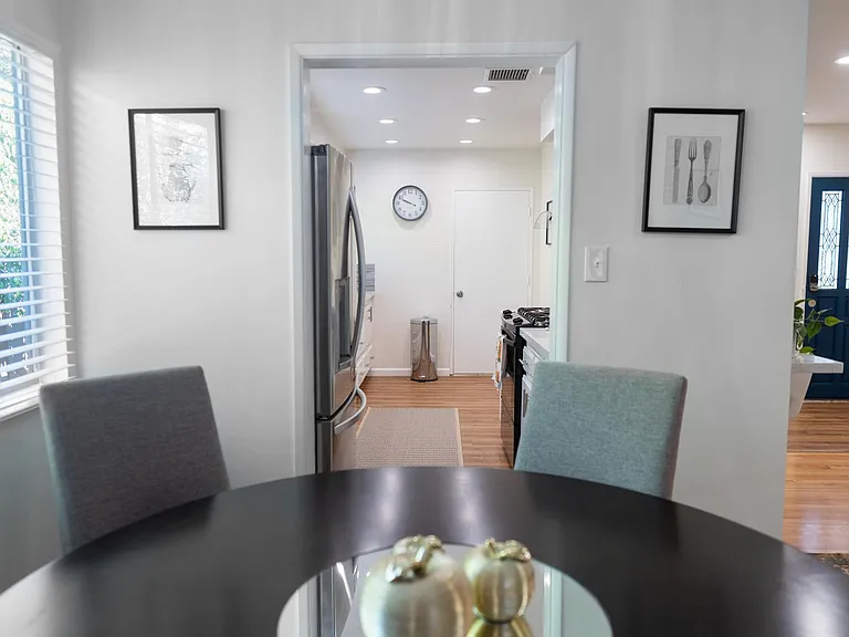 1406 W Roberta Ave — Photo 66