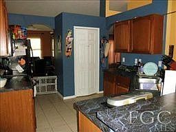 5th image of 1313 Abbott Ave