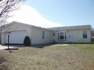 1517 Laurelwood Dr, Elkhart, IN 46516