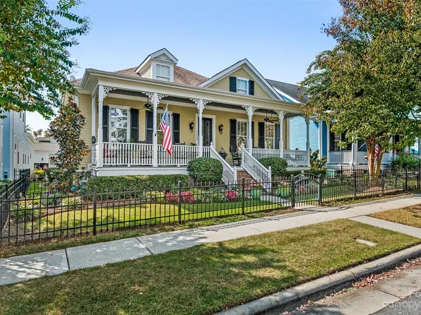17220 Hedgerow Park Rd, Charlotte, NC 28277