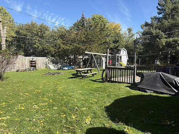 3rd image of 1798 Plank Rd