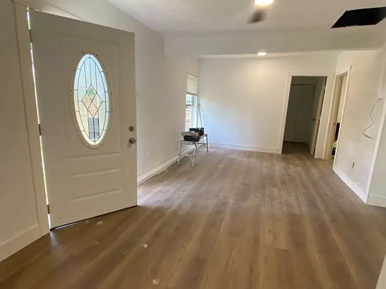9313 Sandra St — Photo 15