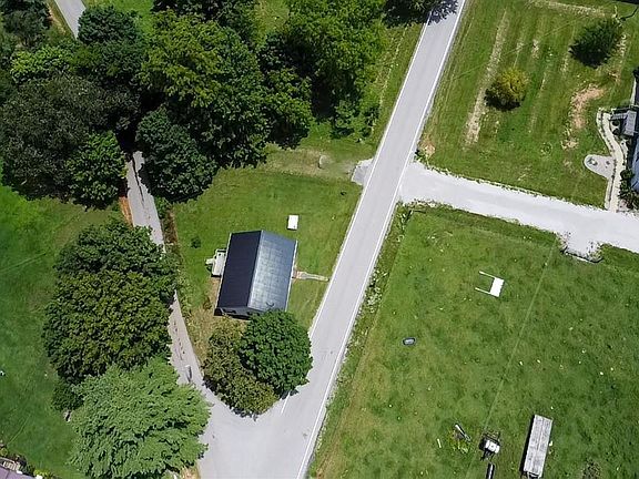 5th image of 1044 Apple Grove Rd