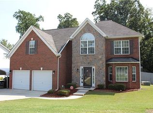 1919 Weddington Rd, Matthews, NC 28105