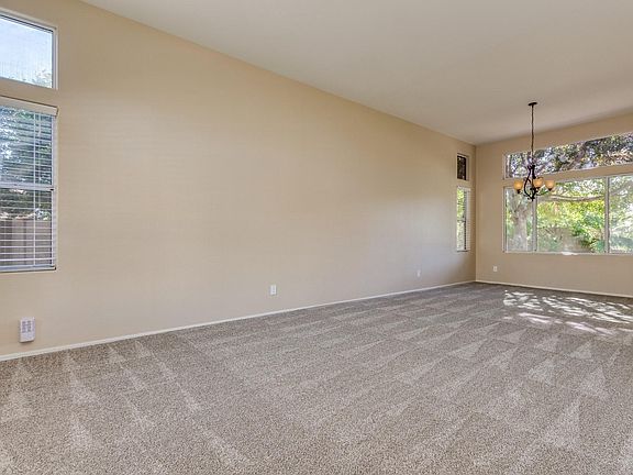 4th image of 15020 S Foxtail Ln