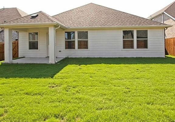 4th image of 625 Hidden Cove Dr