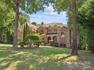 1529 Hawkstone Dr, Waxhaw, NC 28173