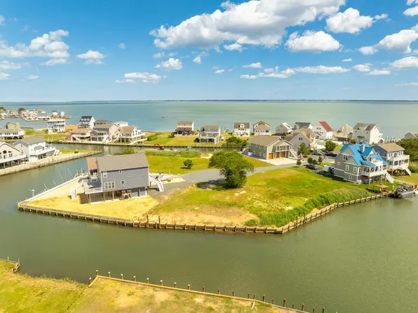 1343 Anchor Ct, Greenbackville, VA 23356