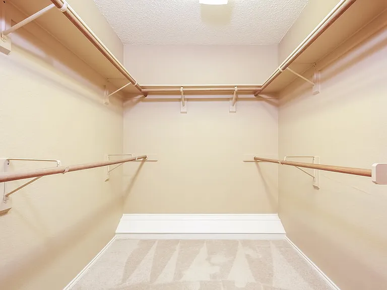 2235 Stillwater Dr — Photo 13