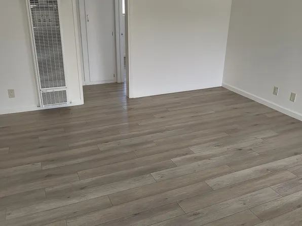 728 N Market St, Inglewood, CA 90302