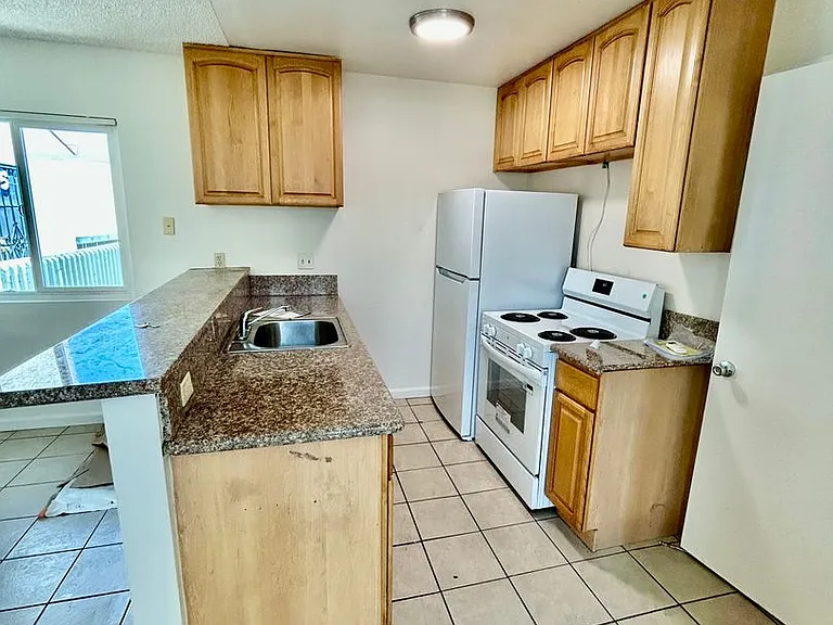 8815 Mira Mesa Blvd #6 — Photo 3