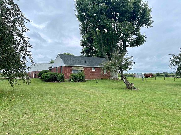 3rd image of 4819 W County Road 600 S