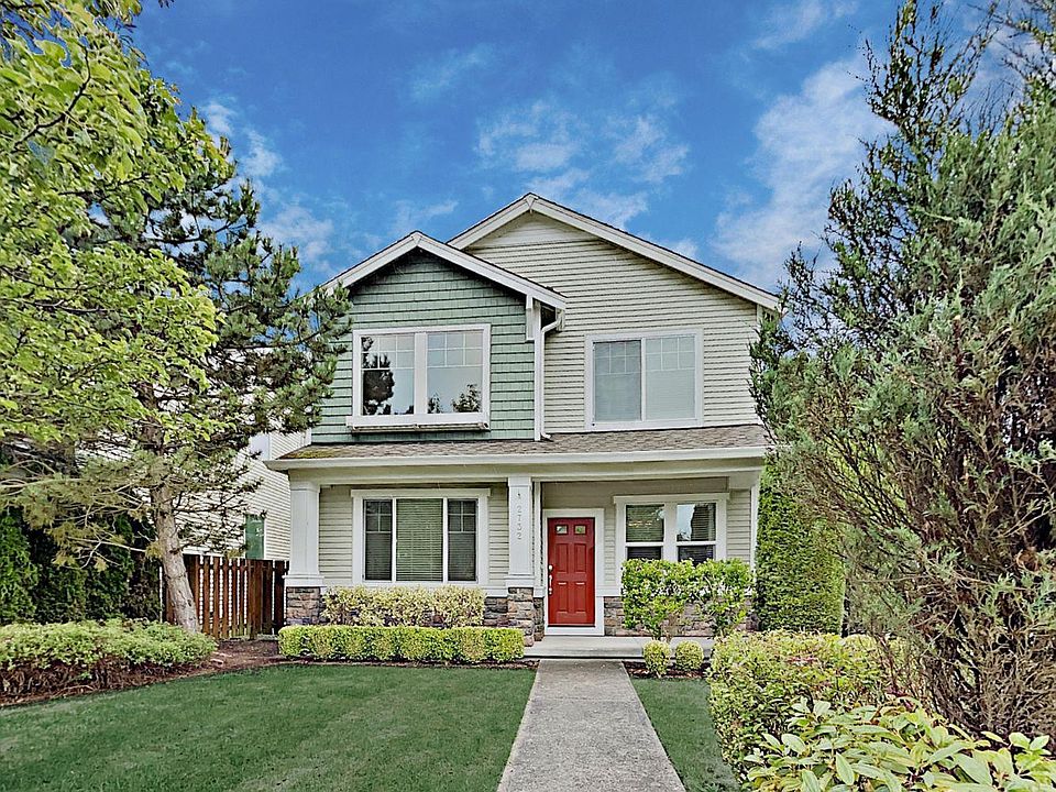 2nd image of 1542 N Shadow Dr E