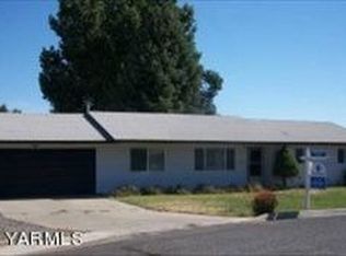 1005 Westbrook Pl, Yakima, WA