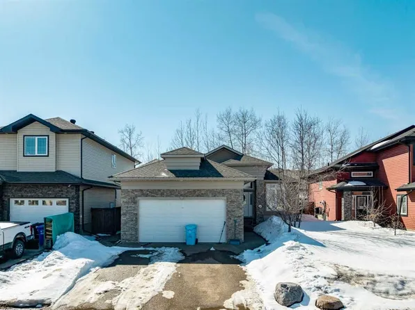 220 SE Sandpiper Rd, Wood Buffalo, AB T9K 0K8