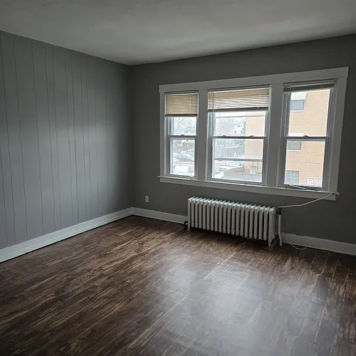 3039 Delaware Ave #8 Photo 1