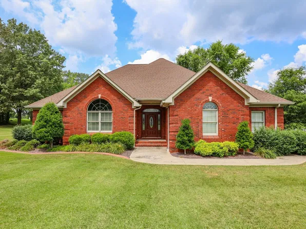 329 Royal Park Dr, Calvert City, KY 42029