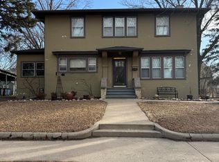 215 W 4th Ave, Mitchell, SD 57301