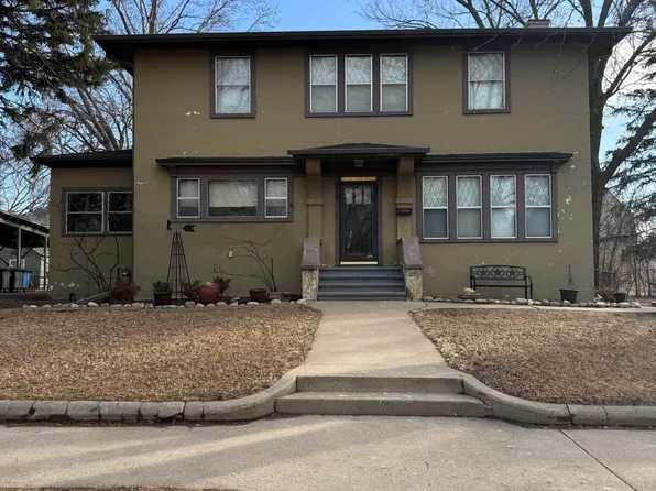 215 W 4th Ave, Mitchell, SD 57301