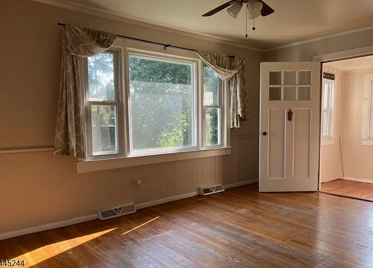 16 Mattison Ave — Photo 6