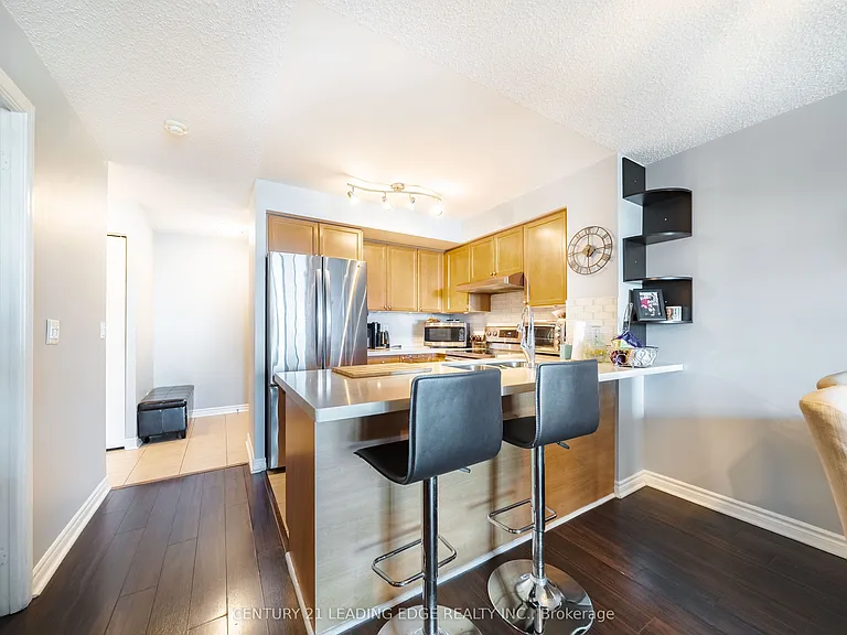 17 Barberry Pl #808 — Photo 15