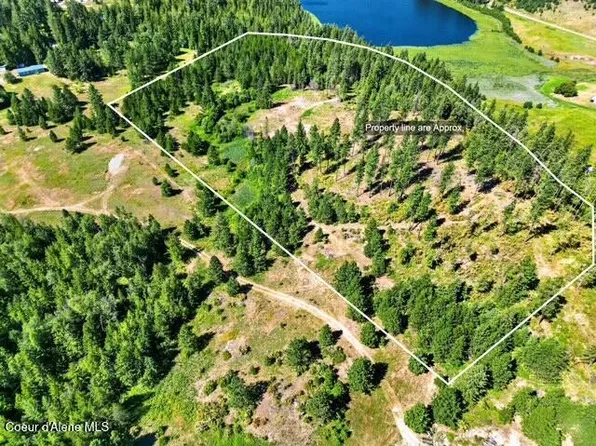 197 Schneiders Rd, Sagle, ID 83860