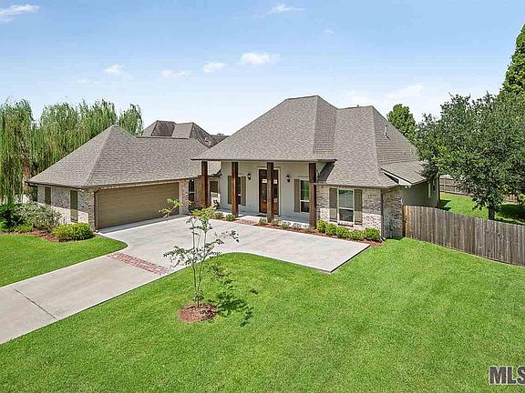 2nd image of 6323 Royal Lake Estates Ave