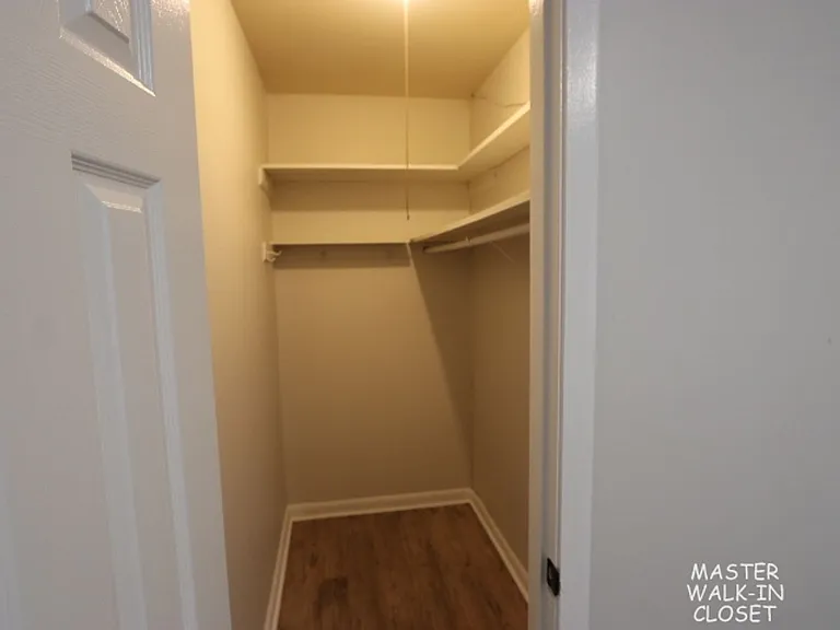 1648 Ivy Rd — Photo 10