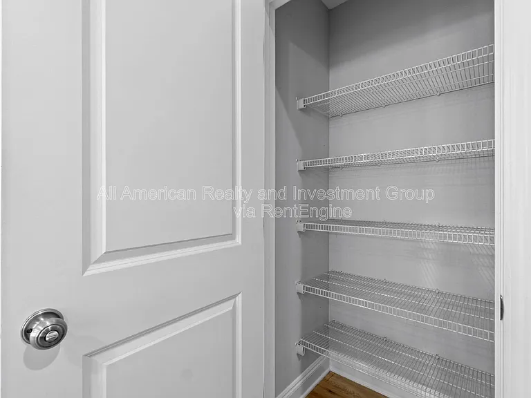 181 Johnson Ct — Photo 13