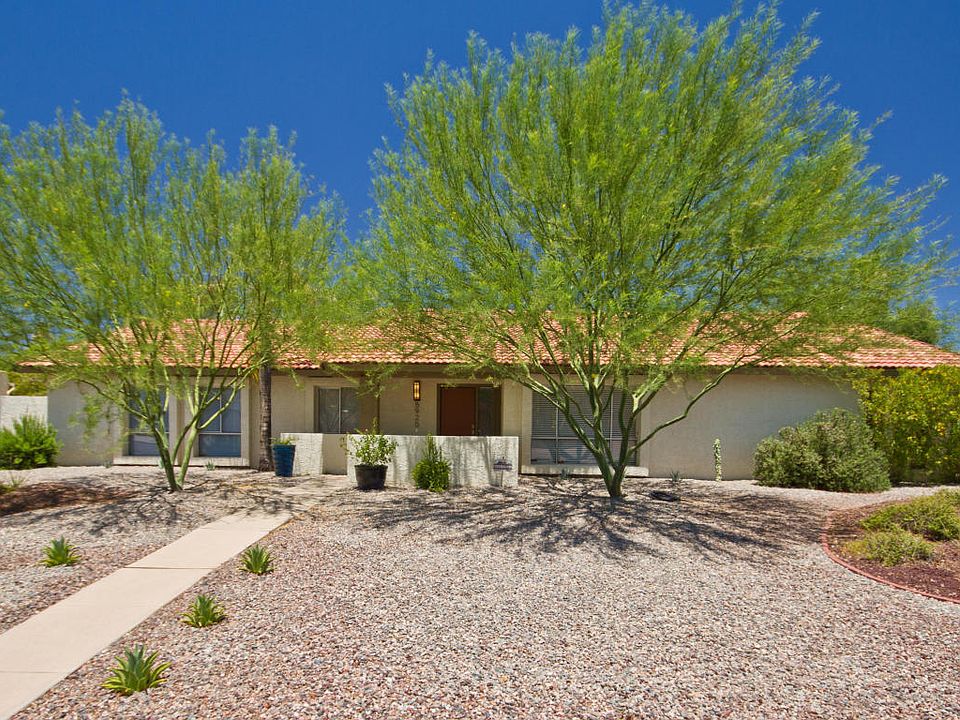 1st image of 5920 E Larkspur Dr