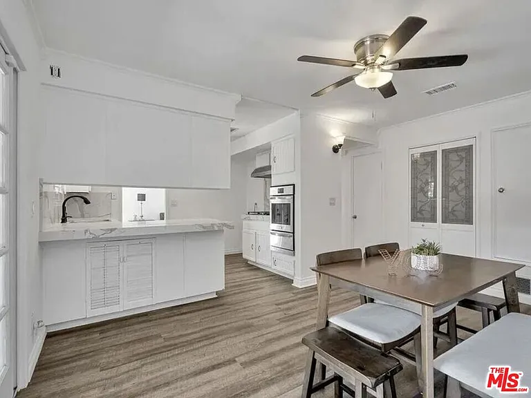 28040 Ermine Pl — Photo 20