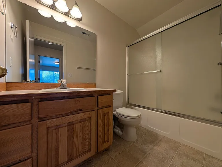 686 Oakdale Ave — Photo 18