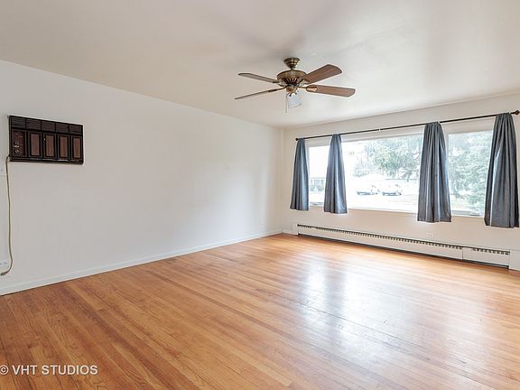 5th image of 243 Bonnie Brae Ave
