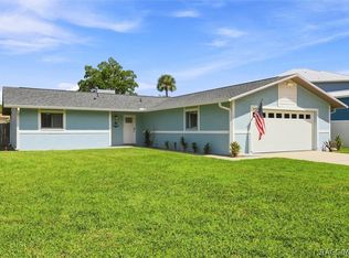 11271 W Coral Ct, Crystal River, FL 34429