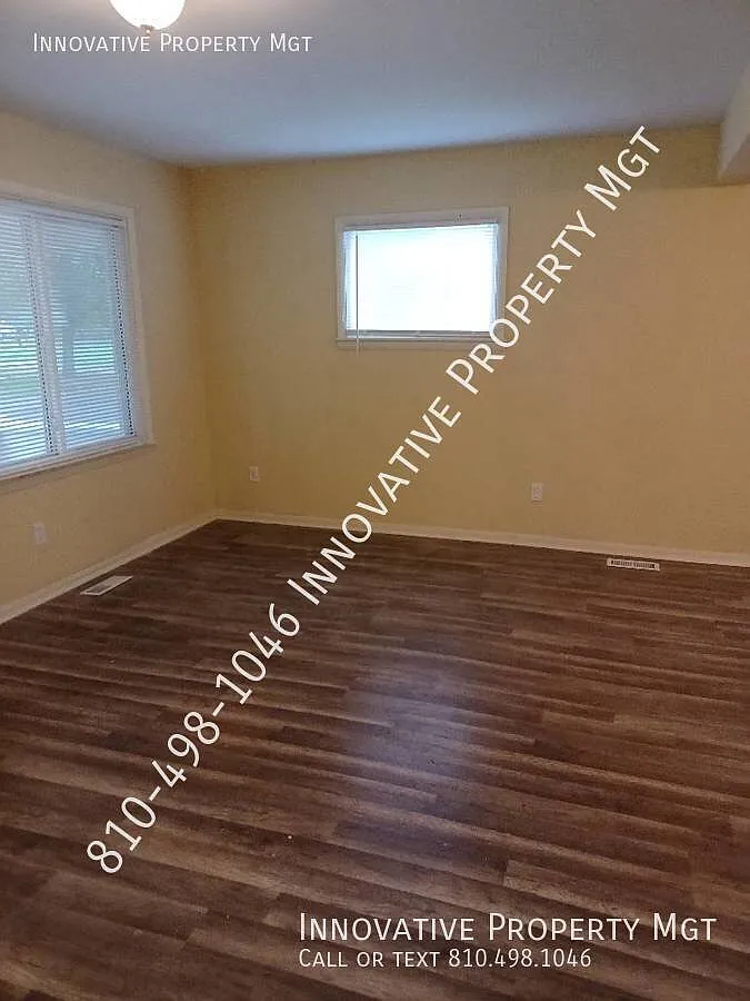 1 bedroom 1 full bath. Unit 1 main level — Photo 3