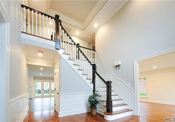 4th image of 27 Cherrywood Ln