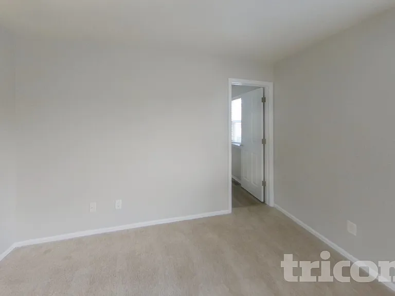4117 W 30th Street Pl — Photo 6
