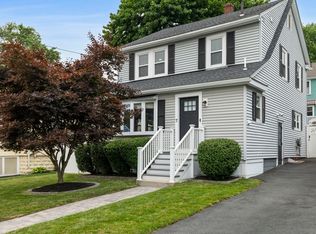 7 Harvard St, Melrose, MA 02176