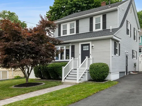7 Harvard St, Melrose, MA 02176